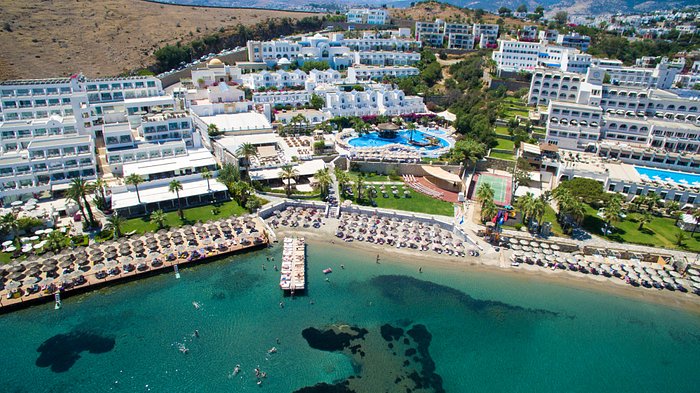 SALMAKIS RESORT